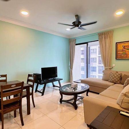 Homely 2Br Heritage D'Sara @ Link To Mrt, Near Thomson Hospital & Sungai Buloh Hospital Bagian luar foto