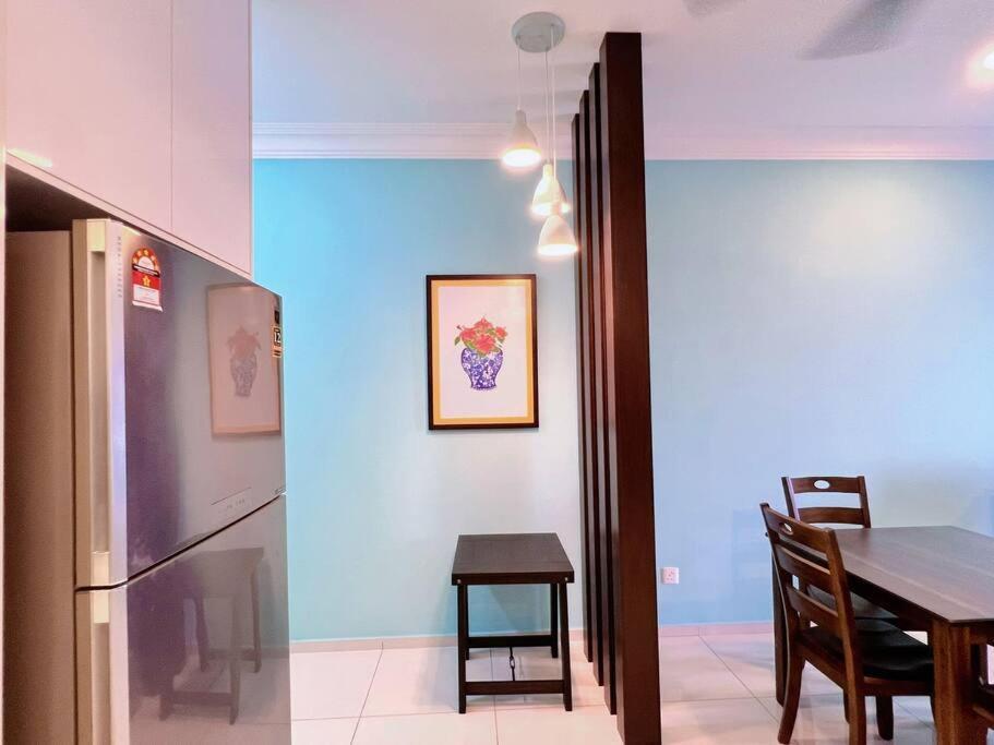 Homely 2Br Heritage D'Sara @ Link To Mrt, Near Thomson Hospital & Sungai Buloh Hospital Bagian luar foto