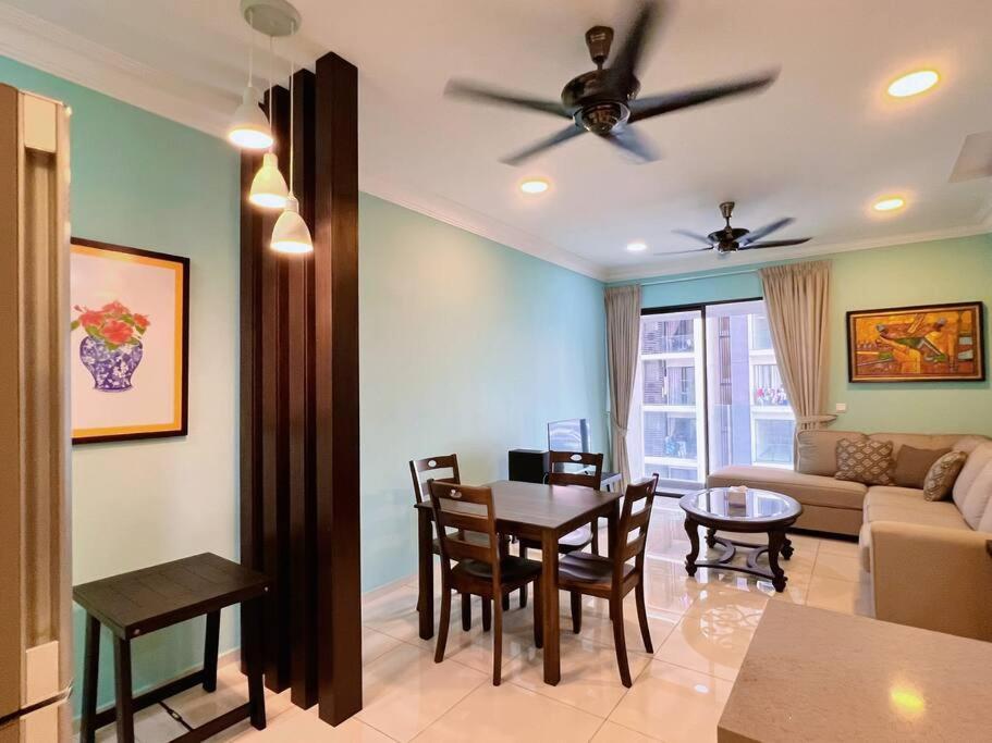 Homely 2Br Heritage D'Sara @ Link To Mrt, Near Thomson Hospital & Sungai Buloh Hospital Bagian luar foto